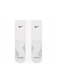 Skarpety Nike Strike sportowe. Kolor: biały. Sport: piłka nożna