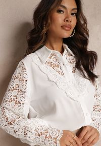 Renee - Biała Ażurowa Koszula z Bufiastym Rękawem i Perłowymi Guzikami Ingebo. Kolor: biały. Wzór: ażurowy #4