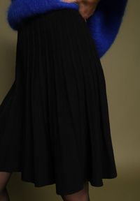 Born2be - Czarna Rozkloszowana Spódnica z Kaszmirem i Wysokim Stanem Agrea. Okazja: na co dzień. Stan: podwyższony. Kolor: czarny. Materiał: kaszmir. Styl: elegancki, casual #5