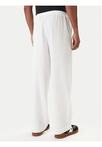 Emporio Armani Spodnie materiałowe EM000586 AF20590 U0002 Biały Regular Fit. Kolor: biały. Materiał: wiskoza #2