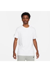 Koszulka sportowa męska Nike Park 20 M Tee. Kolor: czarny, biały, wielokolorowy. Materiał: poliester, bawełna. Długość rękawa: krótki rękaw. Długość: krótkie