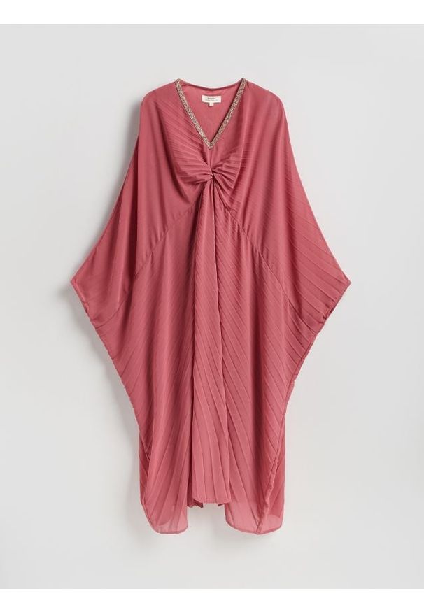 Reserved - Plisowana sukienka kimono - różowy. Kolor: różowy. Materiał: tkanina. Wzór: gładki