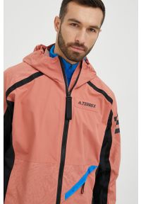 adidas TERREX kurtka outdoorowa Utilitas kolor pomarańczowy przejściowa. Kolor: pomarańczowy. Materiał: tkanina, poliester, materiał. Wzór: ze splotem #3