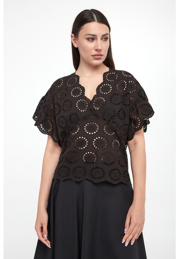 Twinset Milano - Bluzka damska w haft angielski TWINSET. Wzór: haft