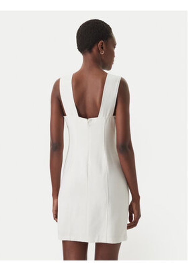 Calvin Klein Sukienka codzienna LV044F012G Écru Regular Fit. Okazja: na co dzień. Kolor: kremowy. Materiał: wiskoza. Typ sukienki: proste. Styl: casual