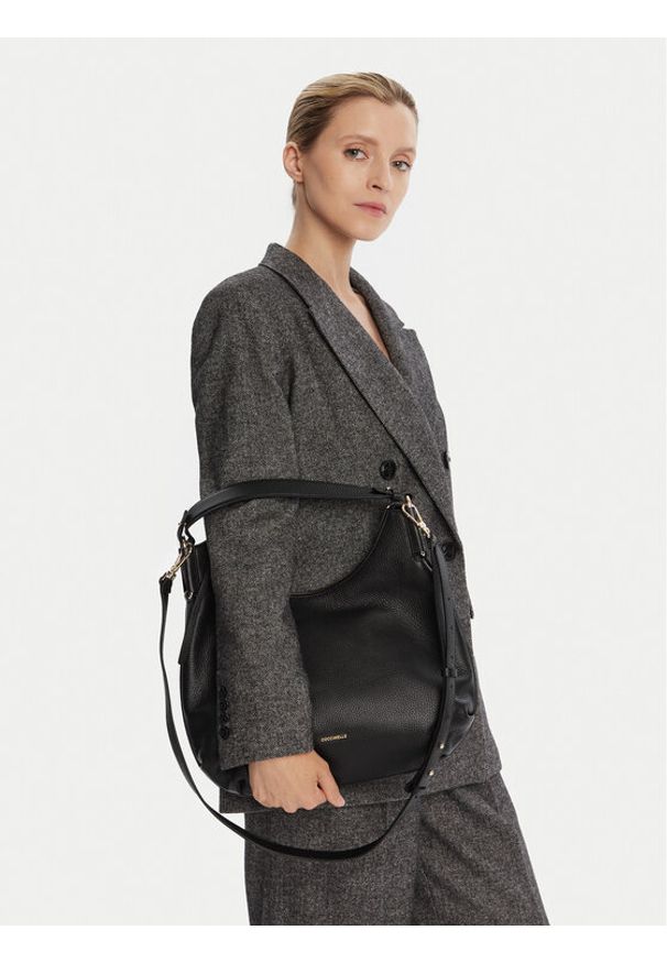 Coccinelle Torebka T95 Coccinellerebekka E1 T95 13 02 01 Czarny. Kolor: czarny. Materiał: skórzane