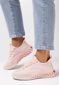 Born2be - Różowe Buty Sportowe Thalousa. Nosek buta: okrągły. Zapięcie: bez zapięcia. Kolor: różowy. Materiał: guma, materiał. Szerokość cholewki: normalna