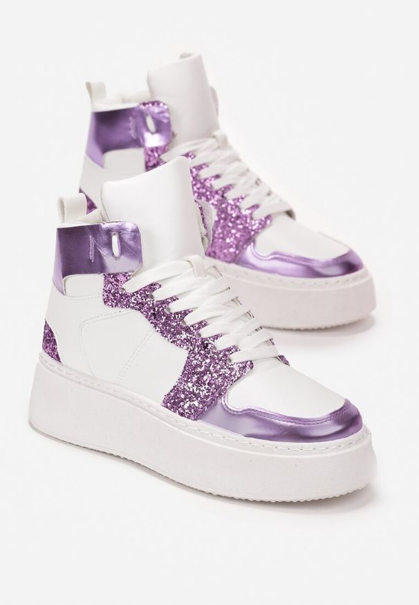 Renee - Biało-Fioletowe Sznurowane Sneakersy za Kostkę z Brokatem i Metalicznymi Wstawkami Sareena. Wysokość cholewki: za kostkę. Kolor: biały