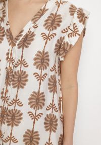 Born2be - Biało-Beżowa Kwiatowa Sukienka z Bawełną i Falbanką Efanelia. Okazja: na spacer, na imprezę. Typ kołnierza: dekolt w serek. Kolor: beżowy. Materiał: bawełna. Wzór: kwiaty. Sezon: wiosna, lato. Typ sukienki: proste. Styl: elegancki #3