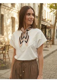 Sinsay - Bawełniana koszulka z ażurowymi detalami - kremowy. Kolor: kremowy. Materiał: bawełna. Wzór: ażurowy #1