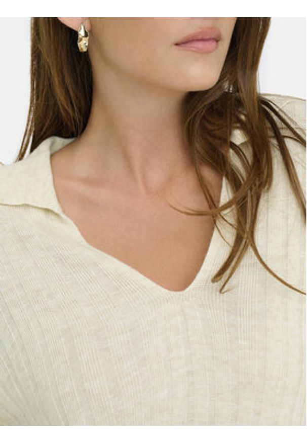 only - ONLY Sukienka dzianinowa Tessa 15353117 Beżowy Regular Fit. Kolor: beżowy. Materiał: syntetyk