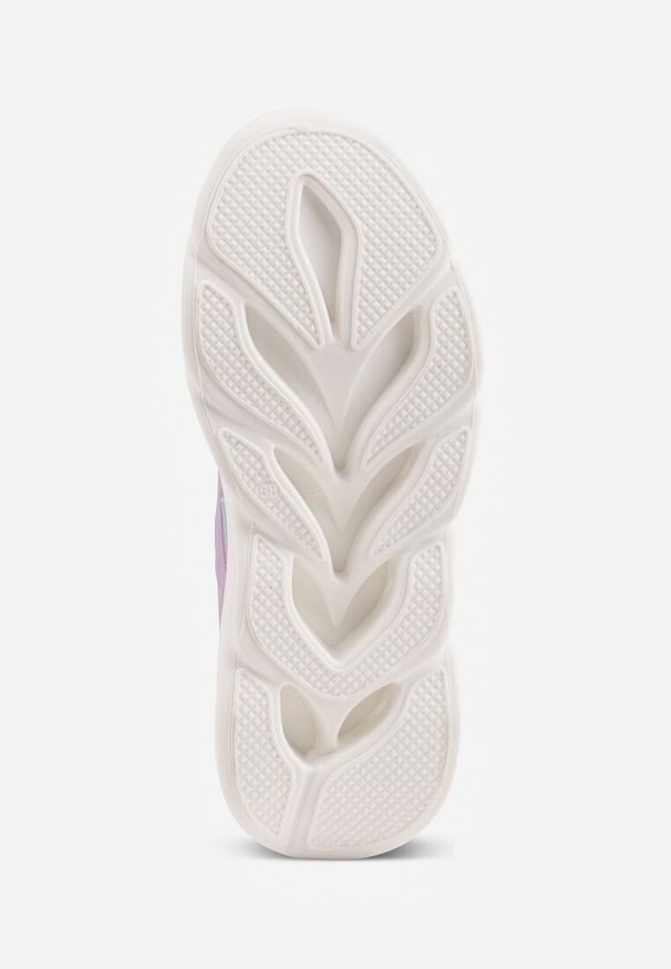 Renee - Biało-Fioletowe Buty Sportowe Sneakersy na Platformie Ozdobionej Tłoczeniem Teliriella. Okazja: na co dzień. Zapięcie: sznurówki. Kolor: biały. Materiał: jeans. Wzór: aplikacja. Obcas: na platformie