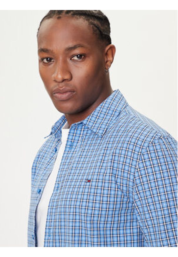 Tommy Jeans Koszula Essential DM0DM21693 Niebieski Regular Fit. Kolor: niebieski. Materiał: bawełna