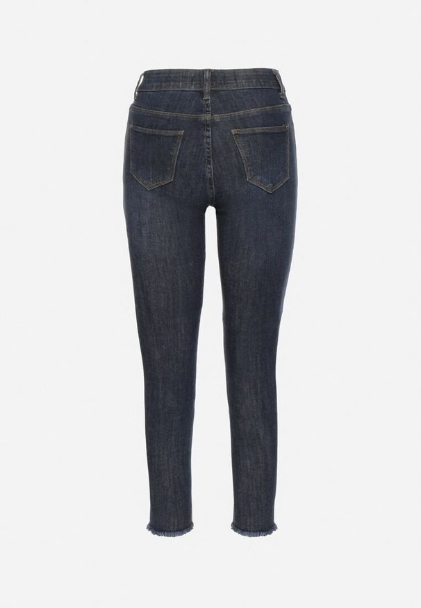 Born2be - Granatowe Jeansy o Fasonie Slim z Gumką w Pasie Belirane. Okazja: na co dzień. Kolor: niebieski. Wzór: aplikacja. Styl: elegancki, klasyczny, casual