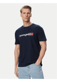 Tommy Jeans T-Shirt Entry Dna DM0DM23406 Granatowy Regular Fit. Kolor: niebieski. Materiał: bawełna #1