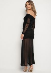 Born2be - Czarna Taliowana Sukienka Typu Hiszpanka z Transparentnymi Wstawkami Halacia. Typ kołnierza: dekolt hiszpanka. Kolor: czarny. Styl: elegancki #5