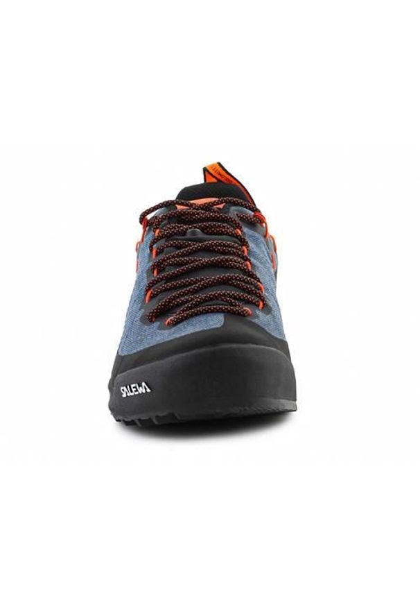 Buty do chodzenia męskie Salewa Wildfire Canvas. Zapięcie: sznurówki. Kolor: niebieski, wielokolorowy. Materiał: guma, syntetyk, materiał. Szerokość cholewki: normalna. Sport: turystyka piesza