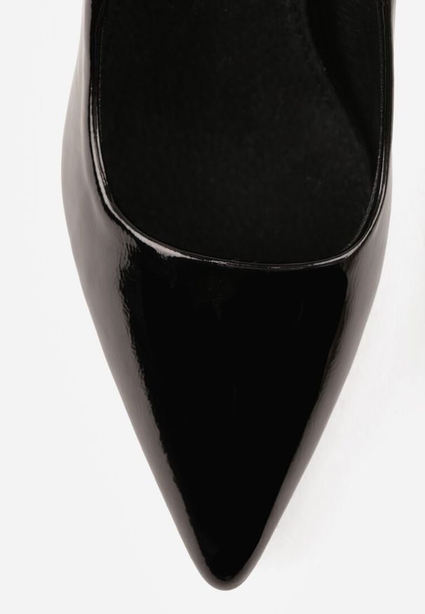 Renee - Czarne Szpilki Vices na Klepsydrze z Wkładką ze Skóry Naturalnej Zitene. Okazja: na spotkanie biznesowe, na ślub cywilny, do pracy, na wesele. Nosek buta: szpiczasty. Kolor: czarny. Materiał: skóra. Obcas: na szpilce. Styl: biznesowy, klasyczny. Wysokość obcasa: średni