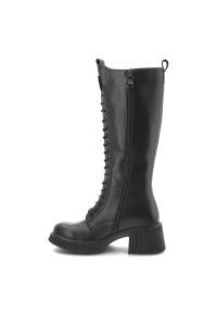 Czarne Kozaki Vinceza Eleganckie Obuwie Damskie Na Obcasie. Okazja: na co dzień. Zapięcie: sznurówki. Kolor: czarny. Szerokość cholewki: normalna. Wzór: moro. Wysokość cholewki: przed kolano. Materiał: skóra. Sezon: zima, jesień. Obcas: na obcasie. Styl: elegancki. Wysokość obcasa: średni #4