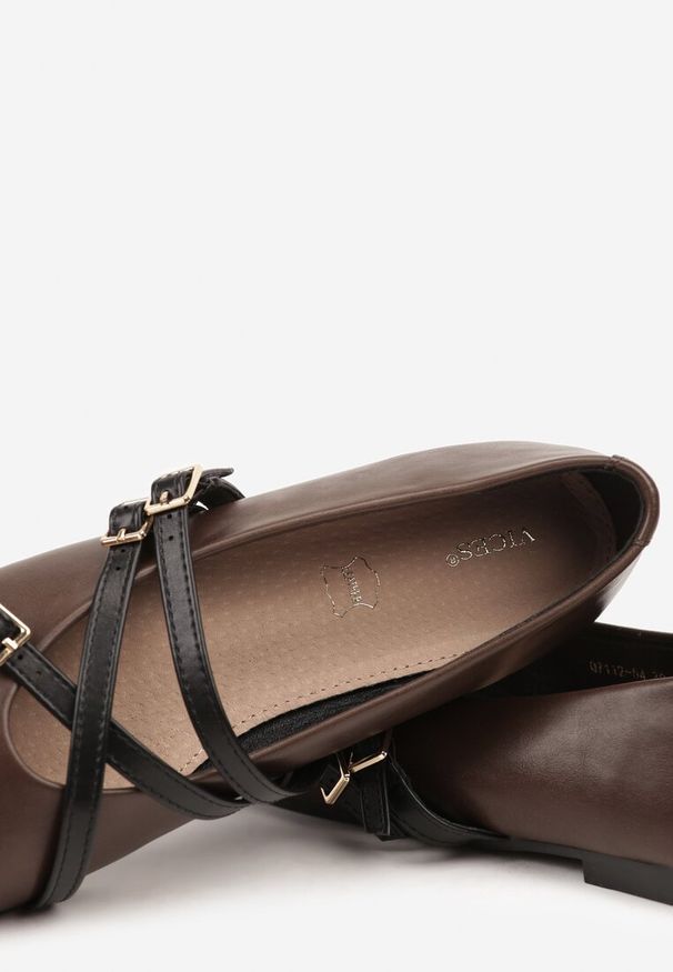 Renee - Brązowe Balerinki Vices Mary Jane z Wkładką ze Skóry Naturalnej Rilomia. Okazja: na co dzień. Zapięcie: pasek. Kolor: brązowy. Materiał: skóra. Styl: elegancki, casual