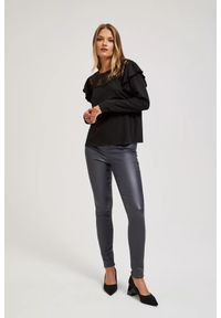 MOODO - Woskowane spodnie typu rurki szare. Kolor: szary. Materiał: wiskoza, elastan, poliester