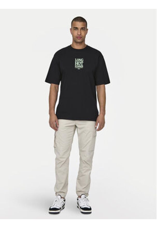 Only & Sons T-Shirt Kenny 22028736 Czarny Relaxed Fit. Kolor: czarny. Materiał: bawełna