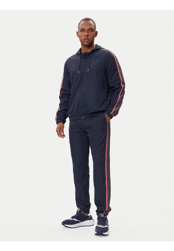 EA7 Emporio Armani Dres 7M000643 AF16072 UB102 Granatowy Regular Fit. Kolor: niebieski. Materiał: syntetyk