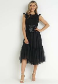 Born2be - Czarna Koktajlowa Sukienka z Koronkową Górą i Tiulowym Dołem Sleda. Kolor: czarny. Materiał: tiul, koronka. Styl: wizytowy #2