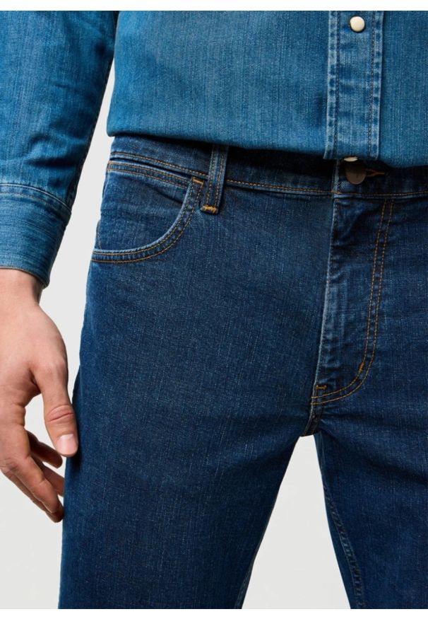 Wrangler - MESKIE SPODNIE WRANGLER GREENSBORO STONE RIVER 112371373