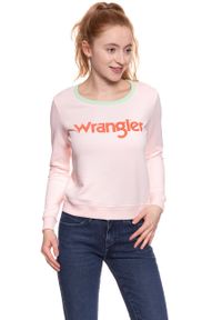 Wrangler - DAMSKI SWETER WRANGLER RETRO KABEL SWT ROSEWATER W602RHYLF 112130380. Wzór: nadruk. Styl: retro