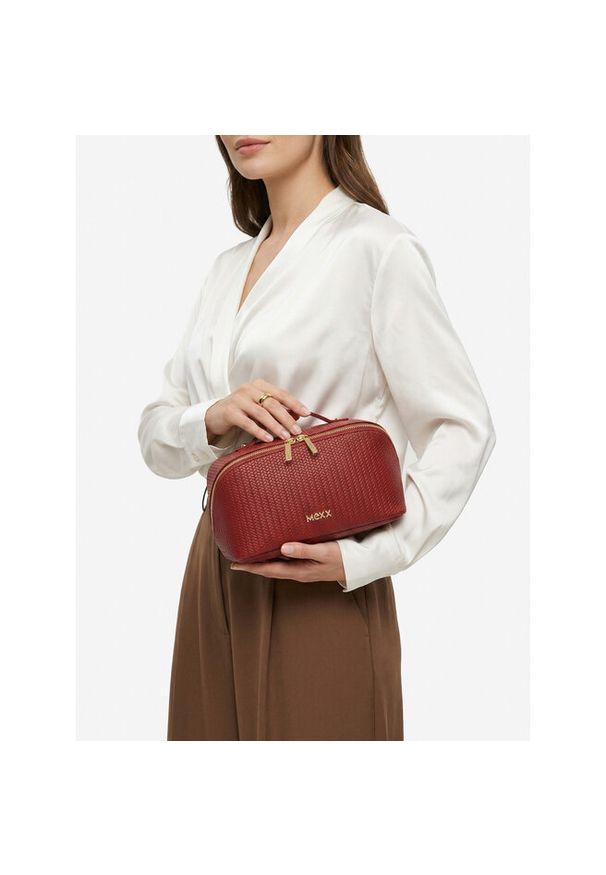 Kosmetyczka MEXX. Kolor: czerwony