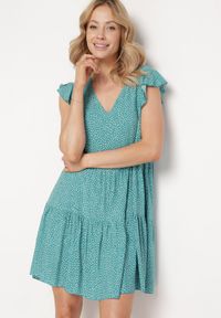 Born2be - Zielona Bawełniana Sukienka o Rozkloszowanym Kroju w Kropki Giavina. Okazja: na co dzień. Kolor: zielony. Materiał: bawełna. Wzór: kropki. Typ sukienki: sportowe, rozkloszowane. Styl: casual, sportowy #6