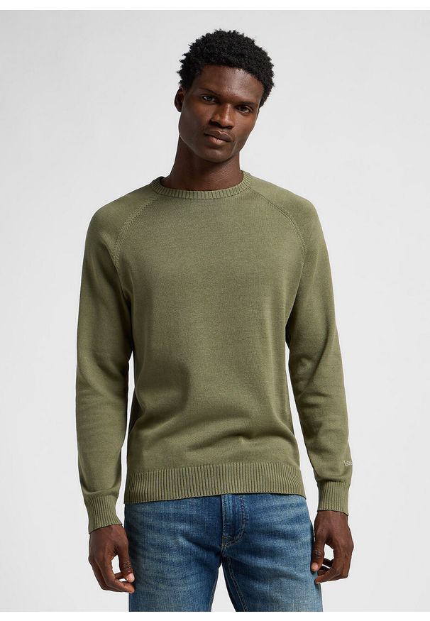 Lee - LEE MĘSKI SWETER CLEAN RAGLAN SWEATER MERCANTILE GREEN 112355673 LD46008526. Długość rękawa: raglanowy rękaw