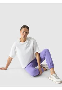 4f - 4F T-shirt oversize z nadrukiem damski - biały XL. Okazja: na co dzień. Kolor: biały. Materiał: dzianina, skóra, bawełna, jersey. Wzór: nadruk. Styl: klasyczny, sportowy, casual