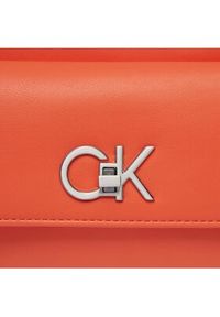 Calvin Klein Torebka Re-Lock Camera Bag W/Flap K60K611083 Pomarańczowy. Kolor: pomarańczowy. Materiał: skórzane #4