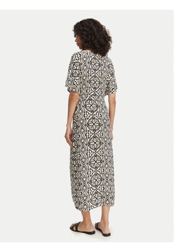 Vero Moda Sukienka codzienna Menny 10303701 Beżowy Regular Fit. Okazja: na co dzień. Kolor: beżowy. Materiał: wiskoza. Typ sukienki: proste. Styl: casual
