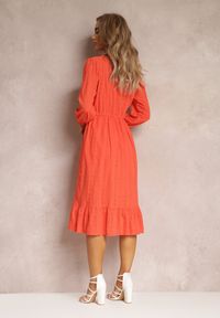 Renee - Pomarańczowa Sukienka Eriphiphoia. Kolor: pomarańczowy. Materiał: bawełna, tkanina. Długość rękawa: długi rękaw. Wzór: haft. Sezon: wiosna, lato. Długość: midi #5