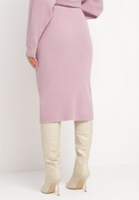 Born2be - Fioletowa Dzianinowa Spódnica Midi Tauki. Kolor: fioletowy. Materiał: dzianina. Sezon: jesień, zima #4