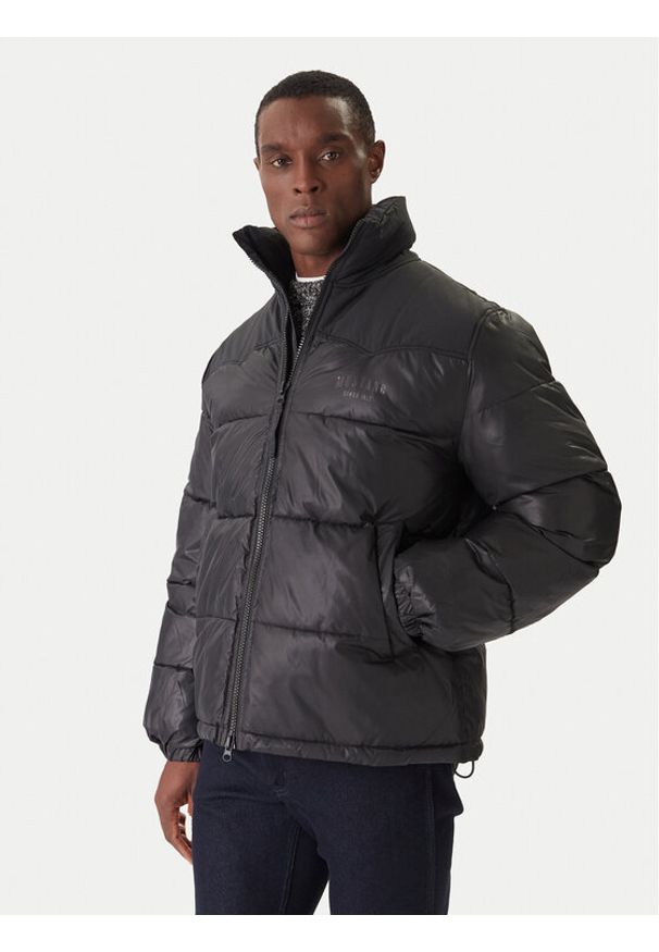 Mustang Kurtka zimowa Oakfield 1016895 Czarny Regular Fit. Kolor: czarny. Materiał: syntetyk. Sezon: zima