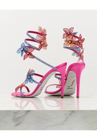 RENE CAOVILLA - Różowe sandały na szpilce z aplikacjami Floriane. Nosek buta: okrągły. Zapięcie: pasek. Kolor: różowy, wielokolorowy, fioletowy. Materiał: koronka, satyna. Wzór: aplikacja. Obcas: na szpilce. Wysokość obcasa: średni #6