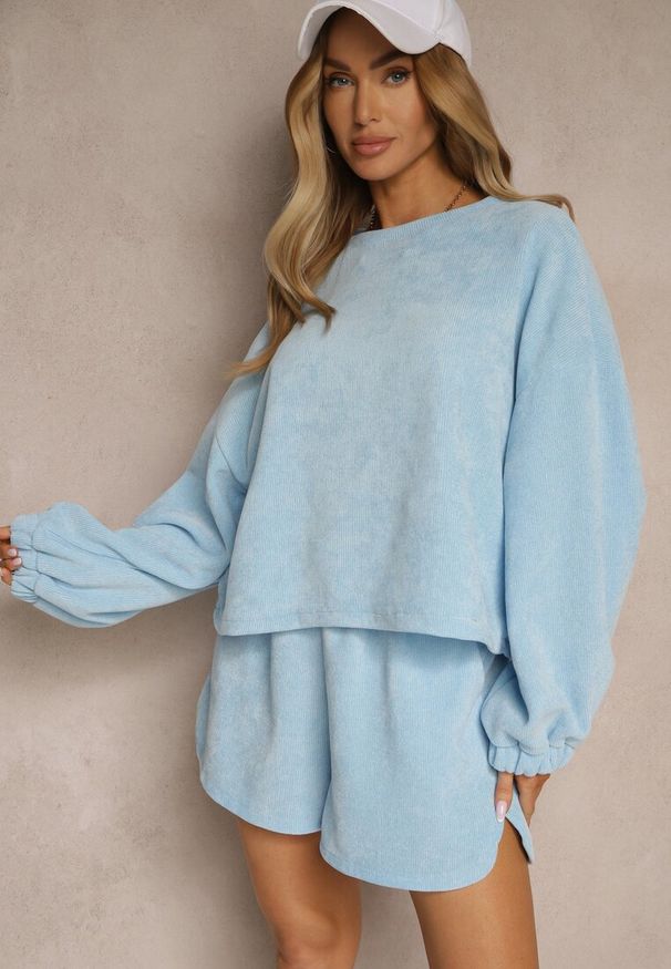 Renee - Niebieski Basicowy Komplet Szorty i Bluza Novirissa. Kolor: niebieski