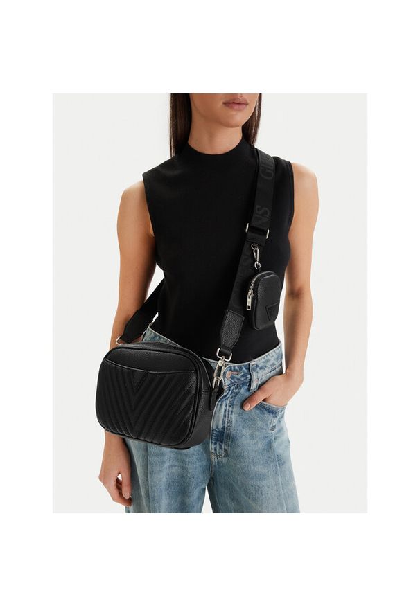 Torebka Guess Jeans. Kolor: czarny