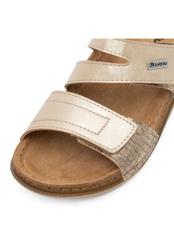 Inblu Klapki AA093N01 Złoty. Kolor: złoty. Materiał: syntetyk