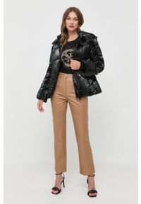 Guess kurtka damska kolor czarny zimowa. Okazja: na co dzień. Kolor: czarny. Sezon: zima. Styl: casual #3