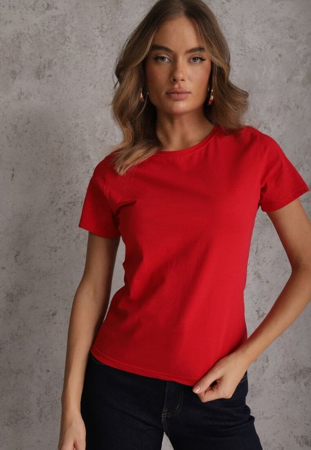 Renee - Czerwony T-shirt z Bawełny z Okrągłym Dekoltem Nedima. Okazja: na co dzień. Kolor: czerwony. Materiał: bawełna. Styl: casual, klasyczny