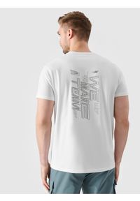 4f - 4F T-shirt regular z nadrukiem męski - biały L. Okazja: na co dzień. Kolor: biały. Materiał: bawełna, jersey, dzianina. Długość rękawa: krótki rękaw. Długość: krótkie. Wzór: nadruk. Styl: sportowy, casual, klasyczny
