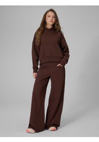 4f - 4F Bluza dresowa regular z kapturem damska - brązowa M. Okazja: na co dzień. Typ kołnierza: kaptur. Kolor: brązowy. Materiał: dresówka. Styl: casual #2