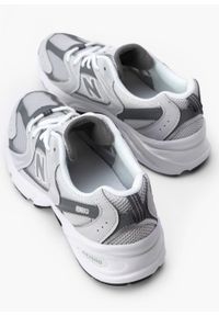 New Balance - Sneakersy damskie NEW BALANCE 530 GR530CB. Kolor: szary. Materiał: materiał, jeans, guma