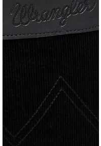 Wrangler Spodnie sztruksowe męskie kolor czarny dopasowane. Kolor: czarny. Materiał: sztruks #4