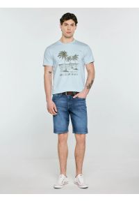 Big-Star - Koszulka męska z kontrastowym nadrukiem błękitna Omer 400. Okazja: na co dzień. Kolor: niebieski. Materiał: materiał, bawełna. Wzór: nadruk. Styl: klasyczny, vintage, casual #1